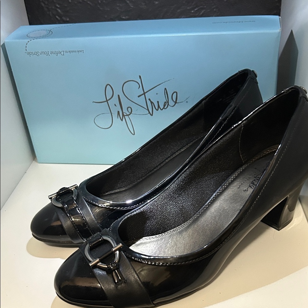 Life Stride Black Patent Heels